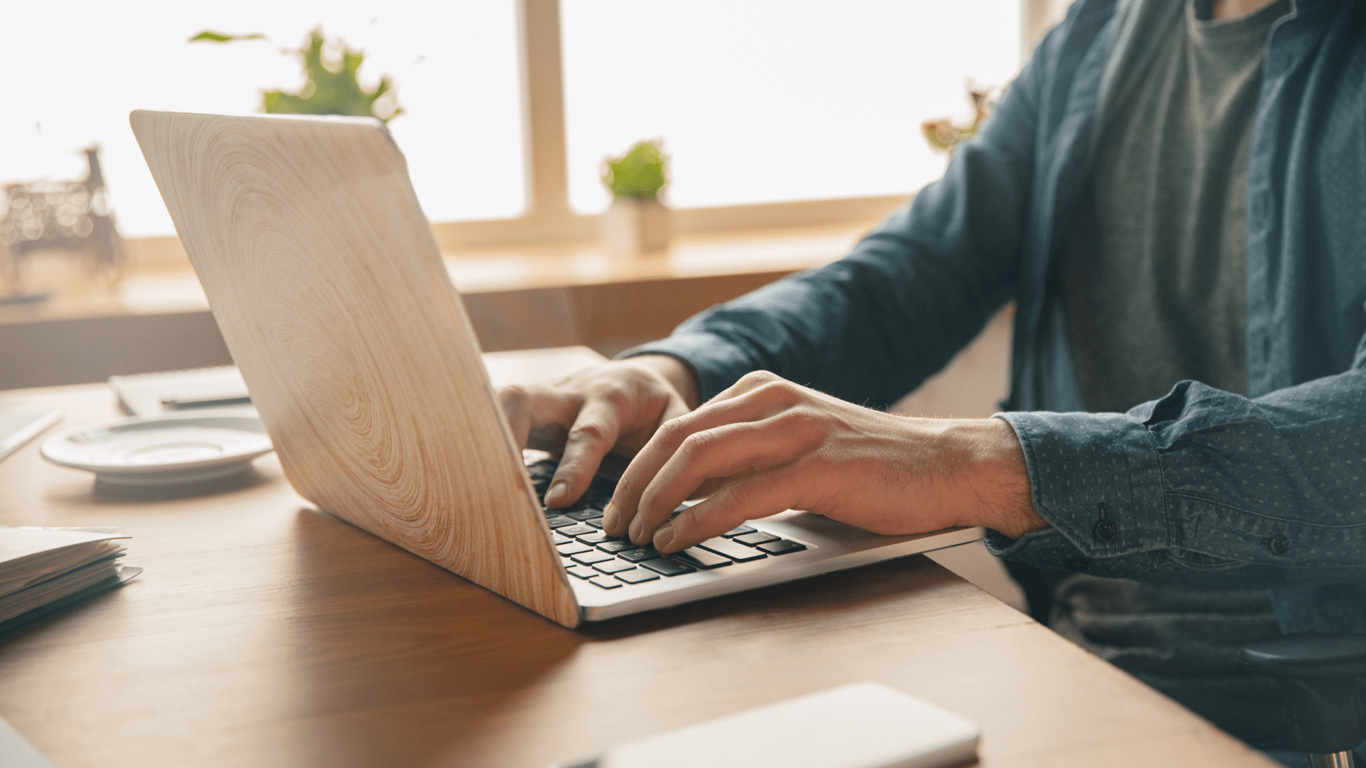 Buscar trabajo a través de LinkedIn y otras herramientas online con Carmen Peláez